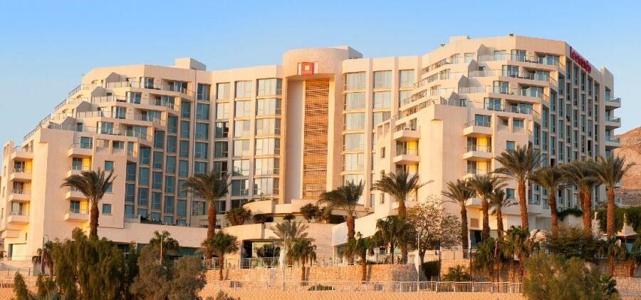 לאונרדו פלאזה